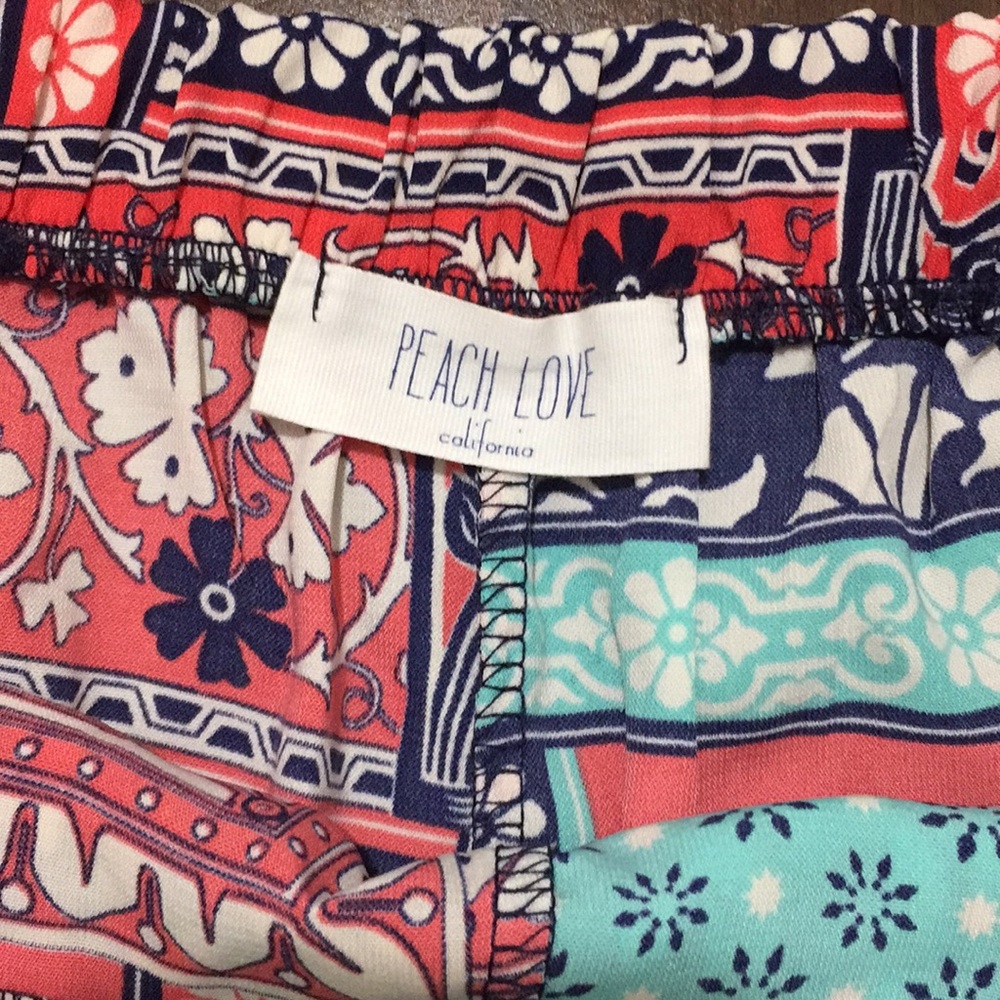 Colorful Patterned Skort - Picture 4 of 4
